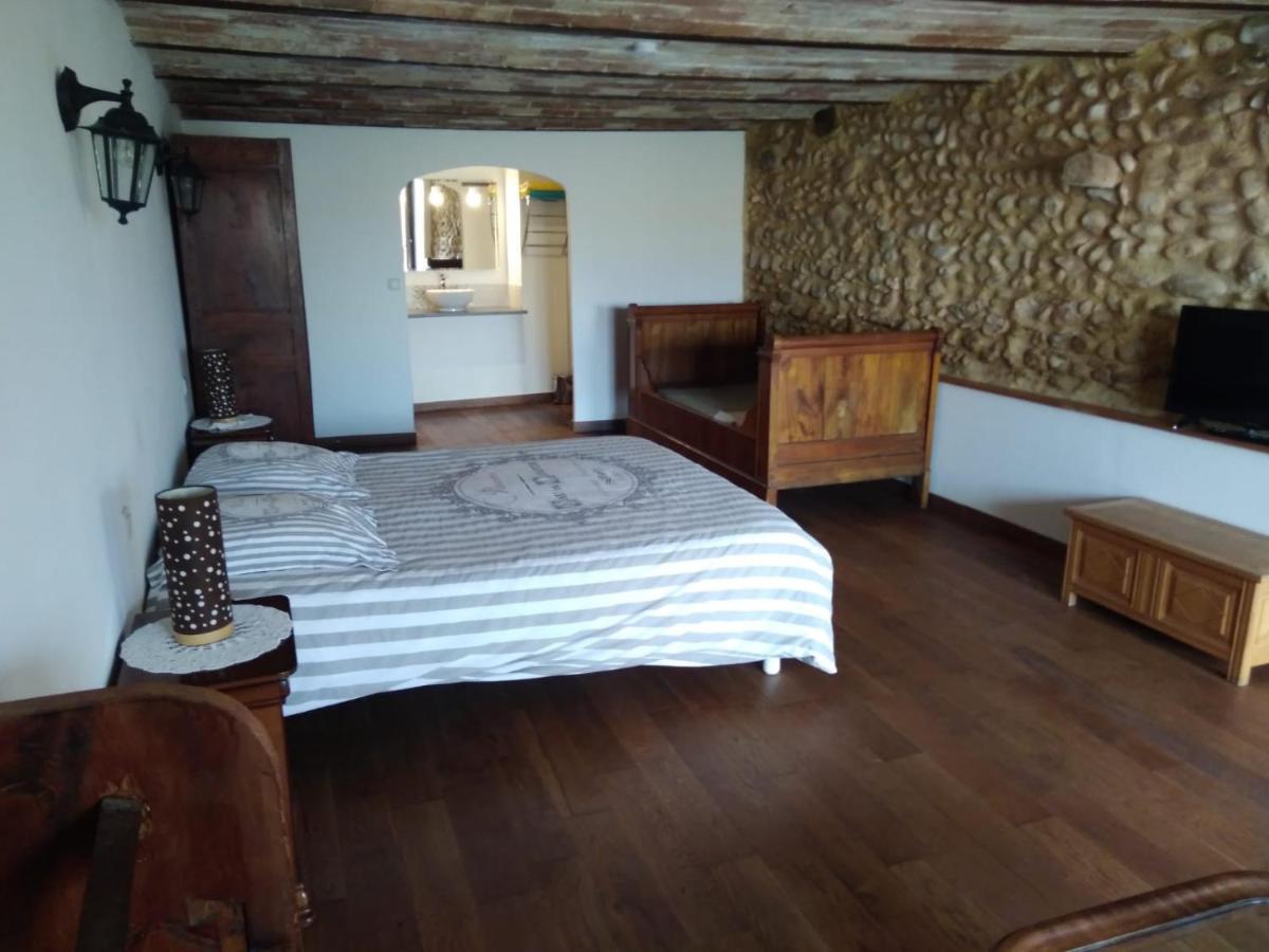 Chambre A La Ferme Au Milieu Des Lavandes Valensole Esterno foto